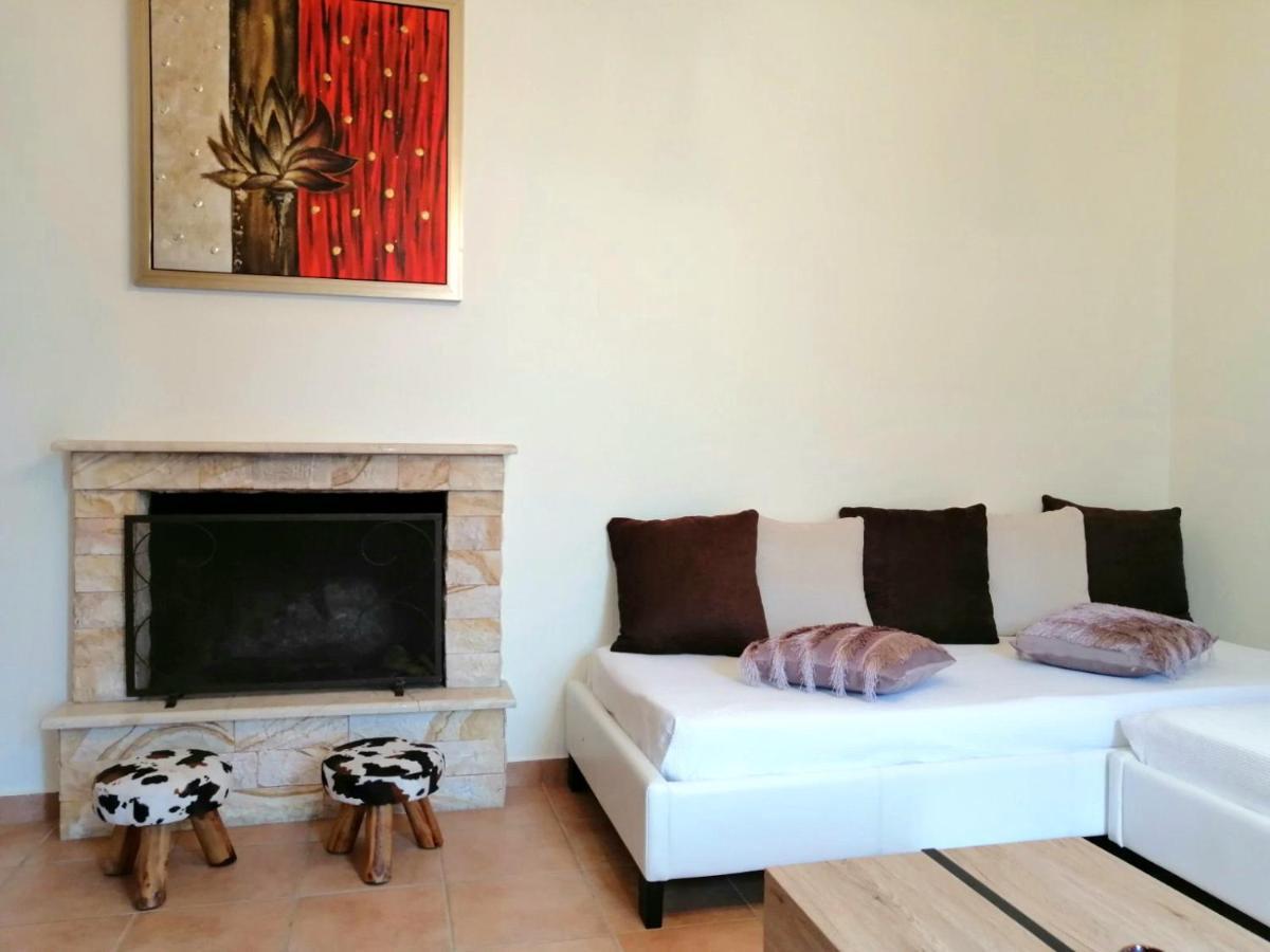 Malvazios Villas #6 Gythio Ngoại thất bức ảnh